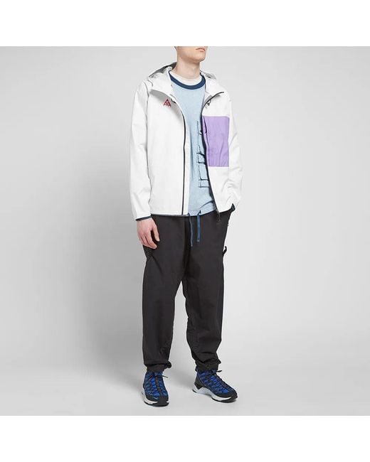 Nike Purple Acg 2.5L Packable Jacket for men