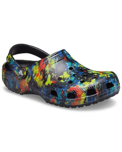 CROCSTM Blue Classic Tie Dye Pattern Beach Denim Sandals