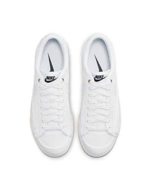 Nike White (Wmns) Blazer Platform Low Canvas