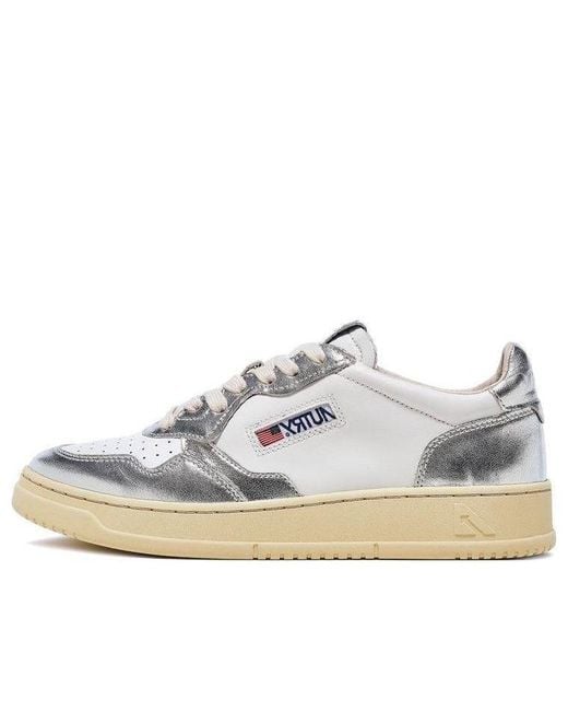 Autry White (Wmns) Medalist Low Top Bicolor