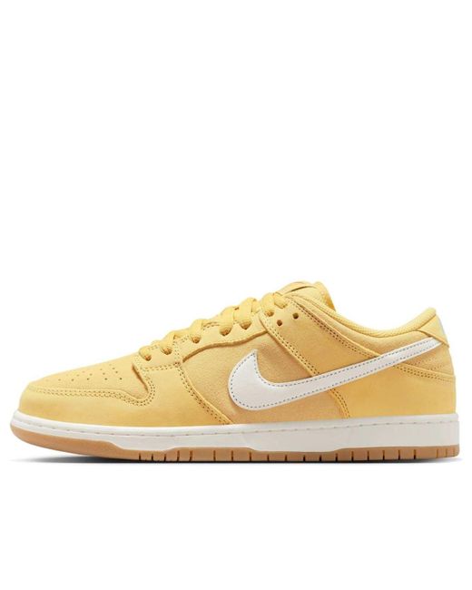 Nike Metallic Sb Dunk Low 'Saturn' for men