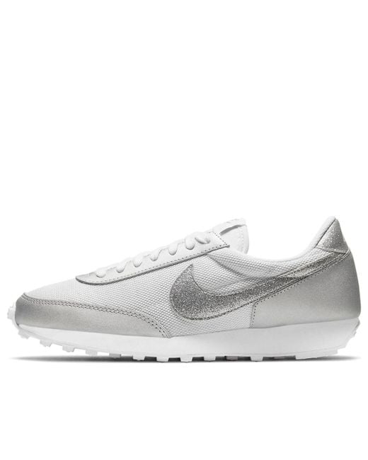 Nike White (Wmns) Daybreak 'Metallic'