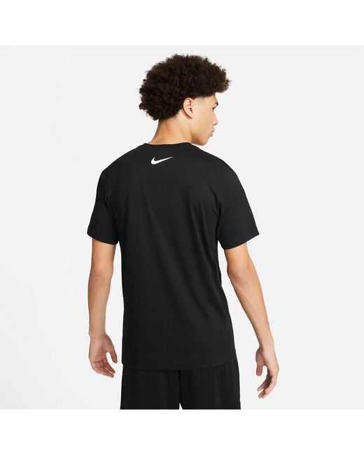 Nike Black Sportswear Swoosh T-Shirt for men