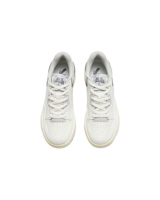 Anta White (Wmns) Flame 4