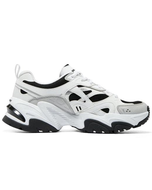 Skechers White (Wmns) Stamina V2