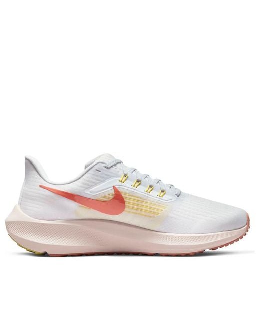 Nike White Air Max 97 Trainers//Wolf