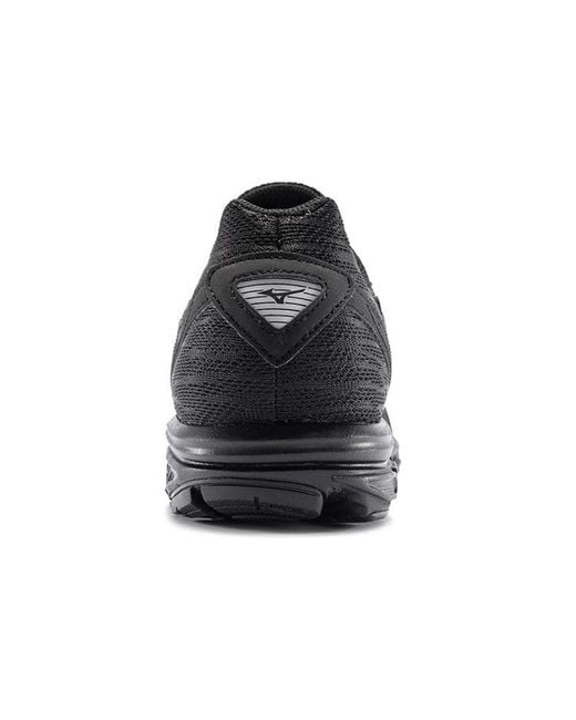 Mizuno Black Spark 3 for men