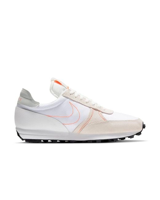 Nike White (Wmns) Daybreak Type Hyper Crimson'