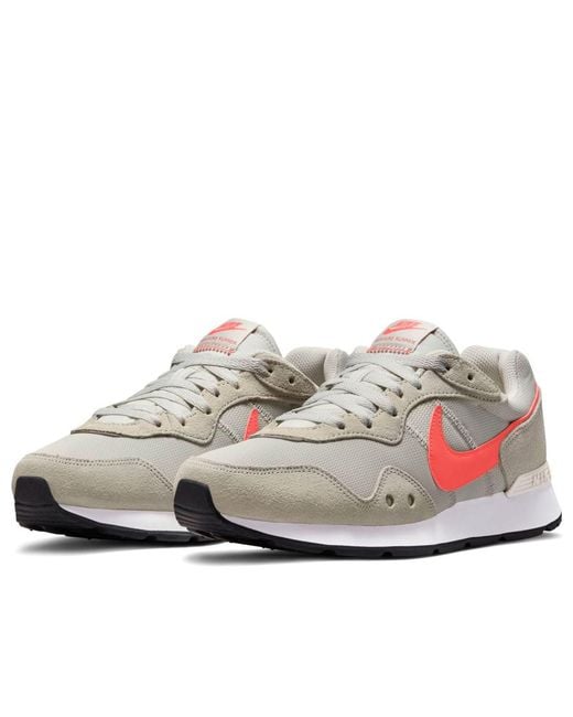 Nike Pink (Wmns) Venture Runner Wide 'Light Bone Magic Ember'