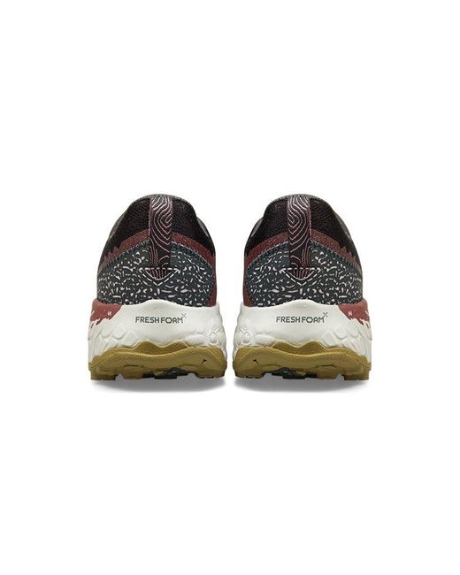 New Balance Red (Wmns) Fresh Foam X Hierro V7 'Stone Blacktop'
