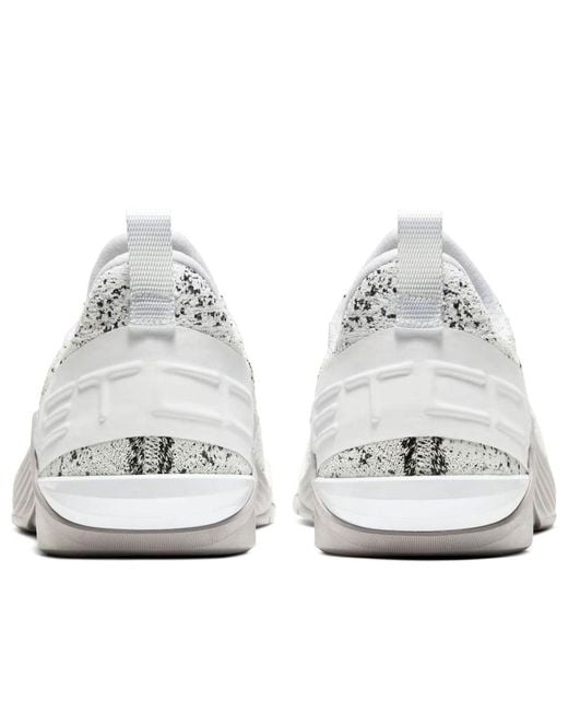 Nike White (Wmns) React Metcon