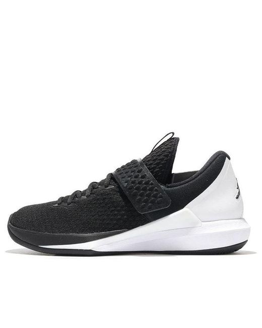 nike trainer shoes black