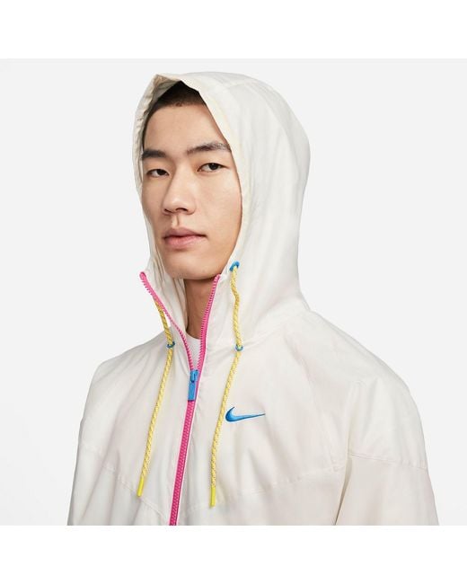 Nike Multicolor Woven Sports Hooded Windbreaker Jacket for men
