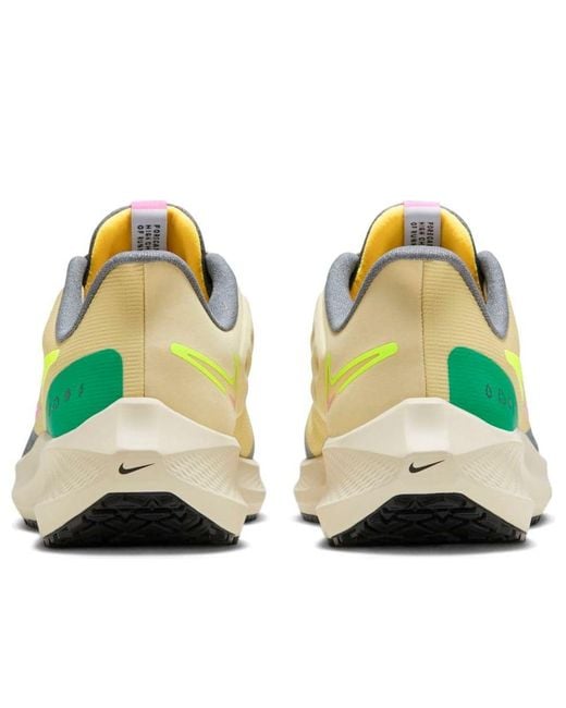 Nike White Air Zoom Pegasus 39 Shield 'Team Volt' for men