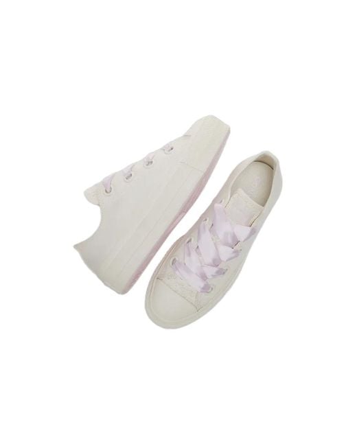 Converse White (Wmns) Chuck Taylor All Star Lift Platform 'Matte Satin Ivory'