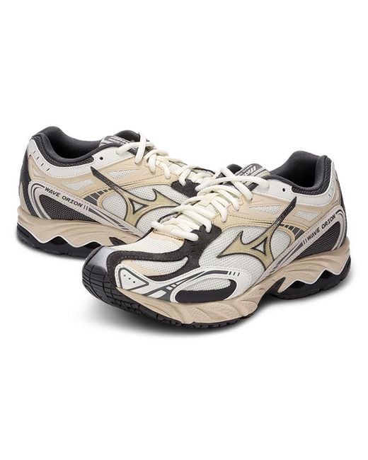 Mizuno White Wave Orion 'Versatile Comfort Lowtop' for men