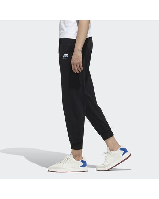 Adidas Black Neo Faves Tp Sports Pants/Trousers/Joggers for men