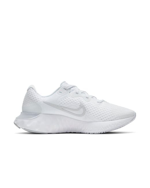 Nike White (Wmns) Renew Run 2