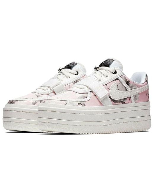 Nike White Wmns Vandal 2k