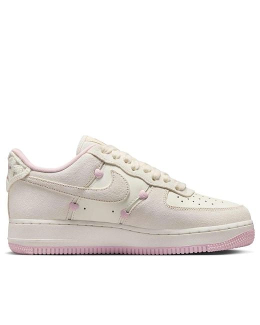 Nike White (Wmns) Air Force 1 Low 'Valentine's Day' 2025