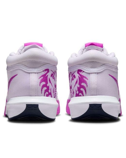 Nike Purple Lebron Witness Viii Basketball Shoes for men