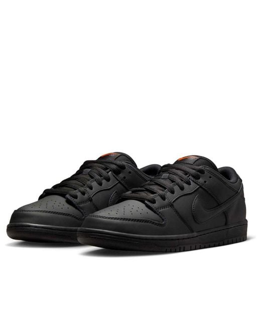 Nike Black Sb Dunk Low Pro 'Triple' for men