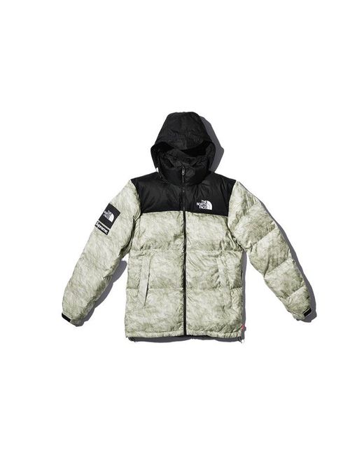 Supreme Metallic Fw19 Week 18 X The North Face Paper Print Nuptse Jacket for men