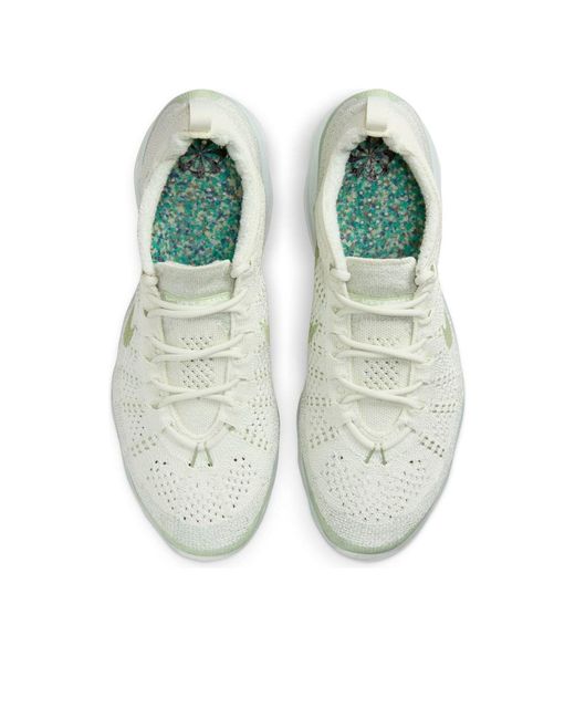 Nike White Air Vapormax 2023 Flyknit Running Shoe for men