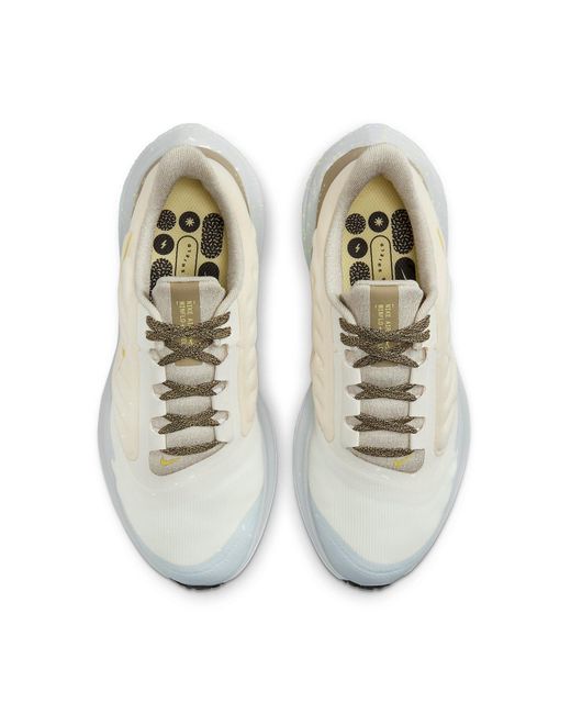 Nike White (Wmns) Air Zoom Winflo Shield 'Pale Ivory Neutral'