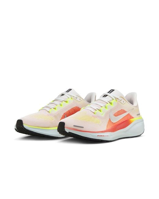 Nike White (Wmns) Air Zoom Pegasus 41 'Summit Crimson'