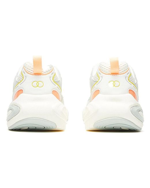 Anta White (Wmns) Run Collection