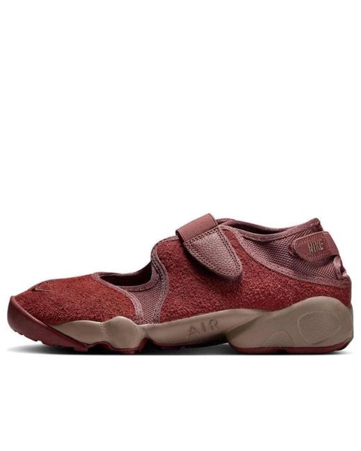 Nike Women's Red (Wmns) Air Rift
