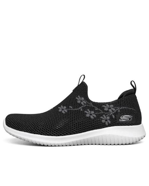 Skechers Black (Wmns) Ultra Flex Breathable Minimalistic Low Tops Athleisure Casual Sports Shoe