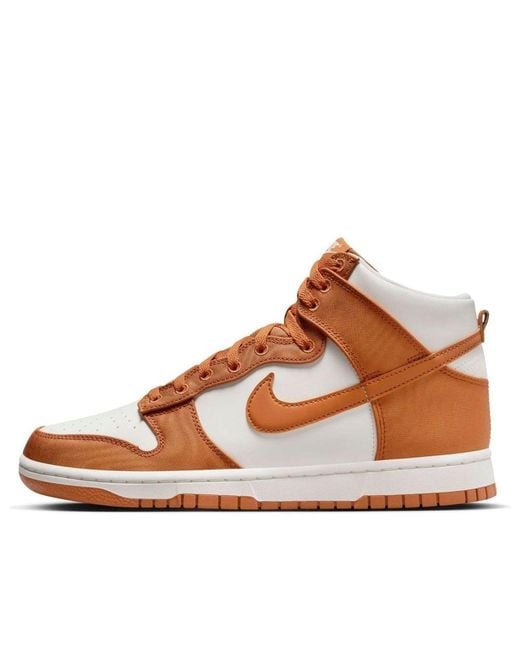 Nike Brown Dunk High 'Monarch' for men