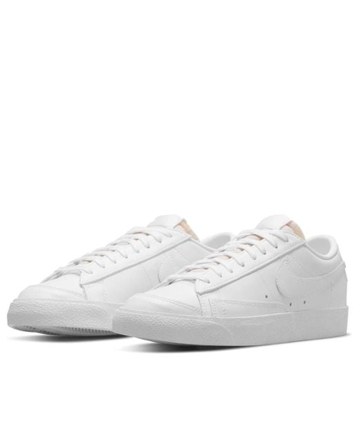 Nike White (Wmns) Blazer Low '77 'Triple'