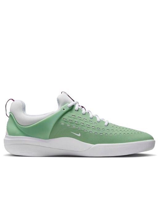 Nike Green Sb Nyjah 3 Skate Shoes for men