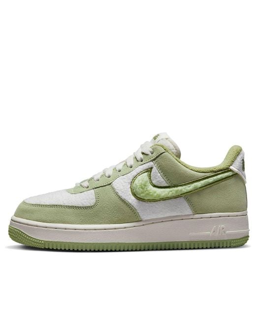 Nike Green (Wmns) Air Force 1 '07 Lx 'Fleece
