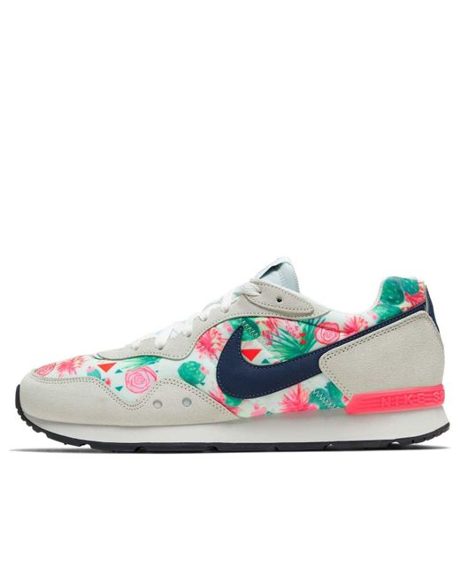 Nike Blue Venture Runner 'N7' for men