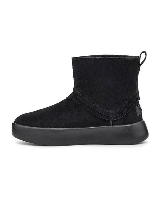 Ugg Black (Wmns) Classic Boom Boot Fleece Lined