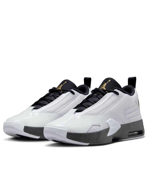 Nike Gray Max Aura 6 for men