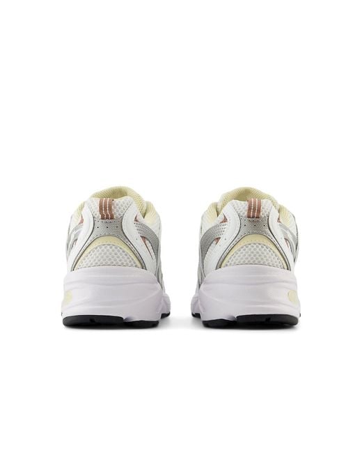 New Balance White 530 Metallic Cream' for men