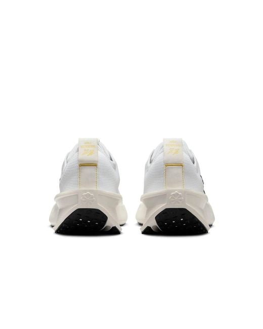 Nike White (Wmns) Interact Run Dusty Cactus'