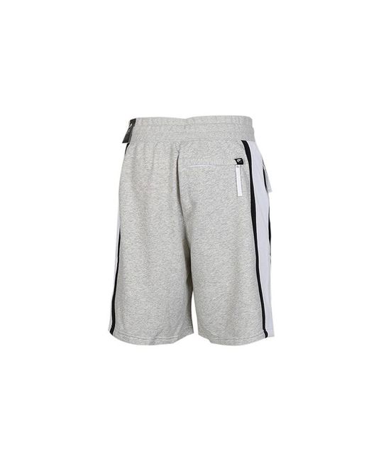 grey nike shorts with zip pockets