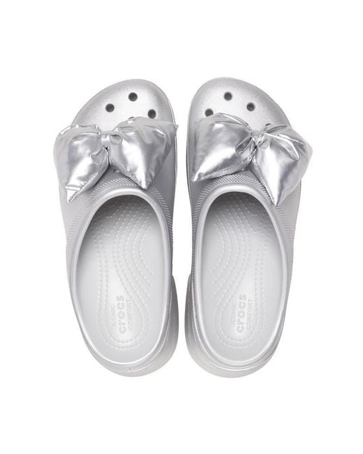 CROCSTM Gray (Wmns) Siren Metallic Bow Clogs
