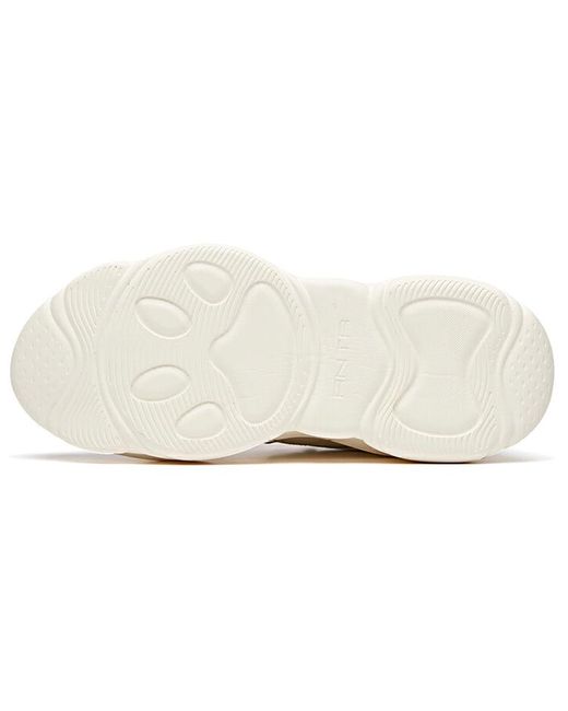 Anta White (Wmns) Life Series Sneakers