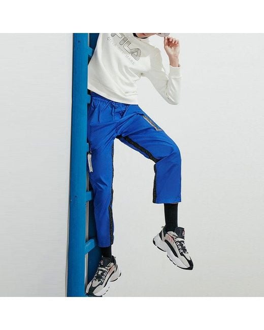 Fila White Logo Printing Athleisure Casual Sports Hooded Pullover Knit for men