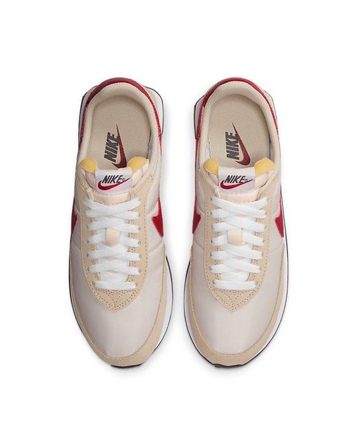 Nike Pink (Wmns) Waffle Trainer 2