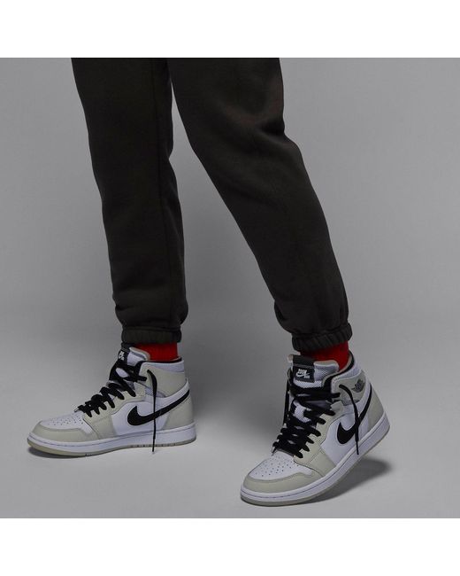 Nike Black Brooklyn Fleece Sweatpants for men