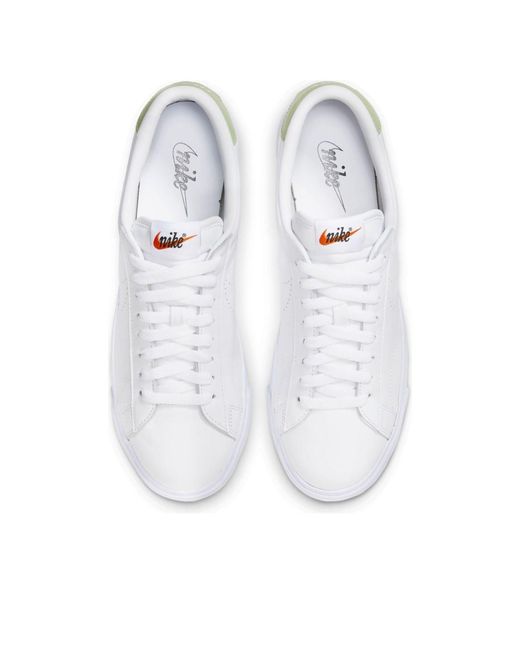 Nike White Tennis Classic Ac Aura' for men