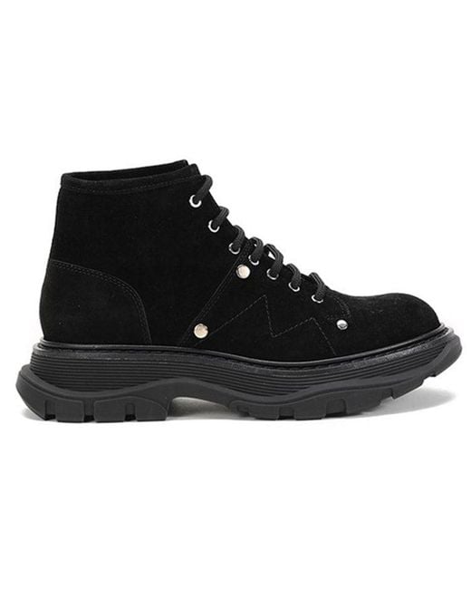 McQueen Black (Wmns) Tread Slick Boot